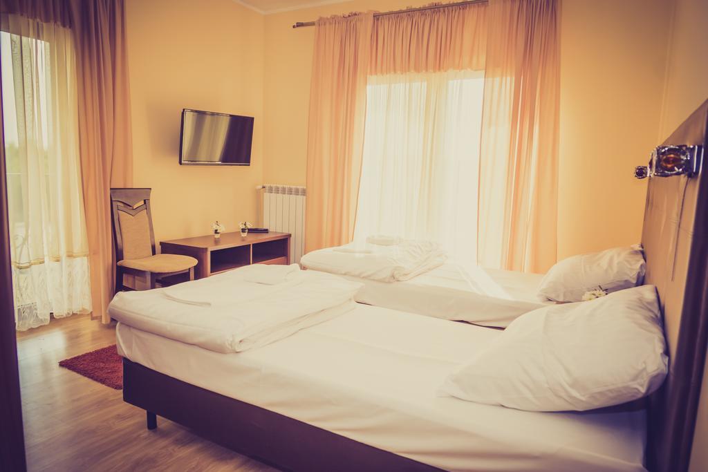 Pensjonat Nad Zalewem Stare Miasto  Quarto foto