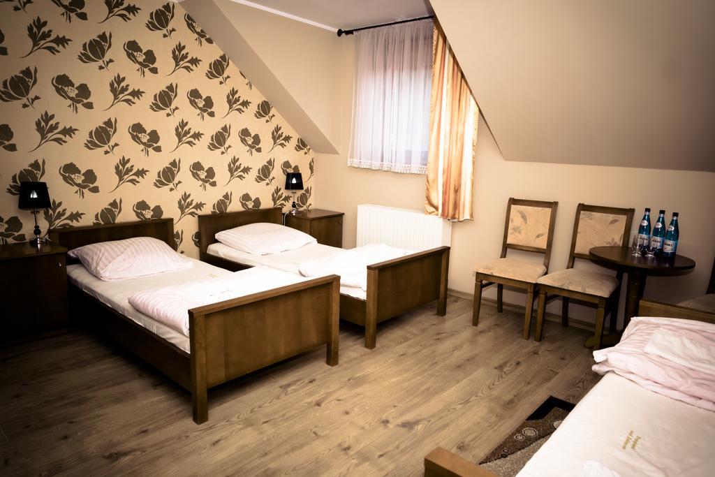 Pensjonat Nad Zalewem Hotel Stare Miasto  Quarto foto